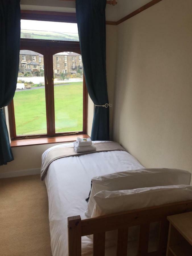 Wicket Green Cottage Hayfield  Bagian luar foto